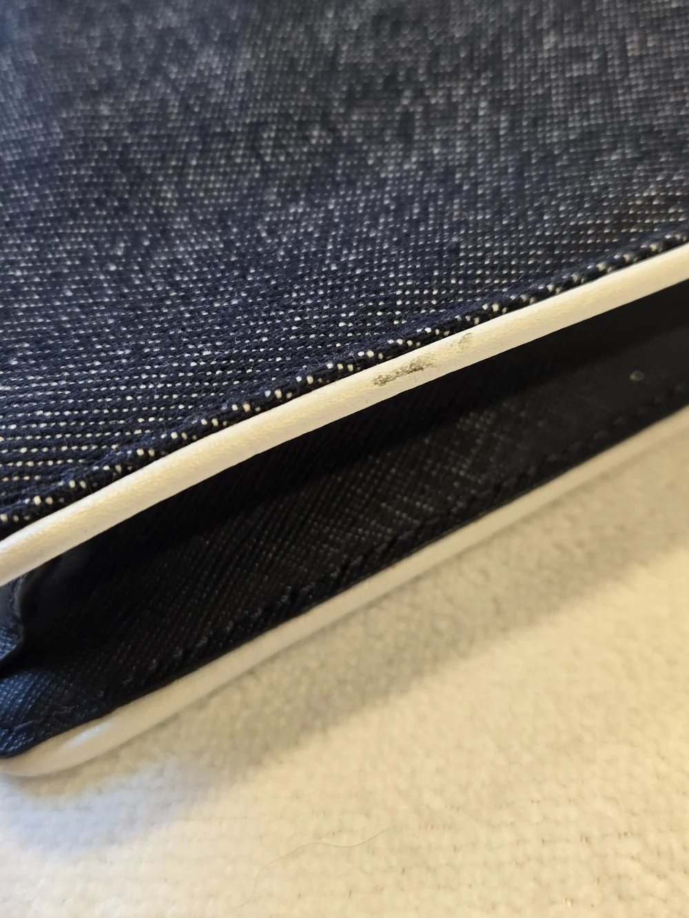 kate spade Dark Denim and Cream Crossbody Bag/ Pouch EUC - Picture 14 of 14